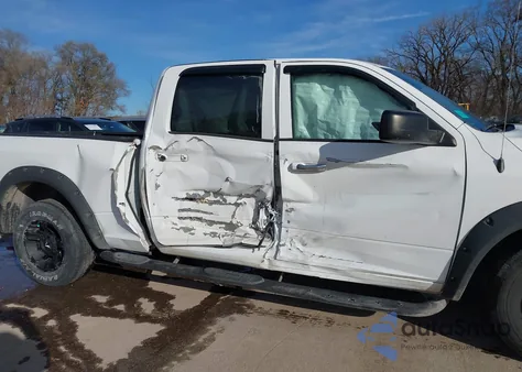 2015 Ram 1500 Slt z USA, uszkodzony, nr VIN 1C6RR6TT5FS523587